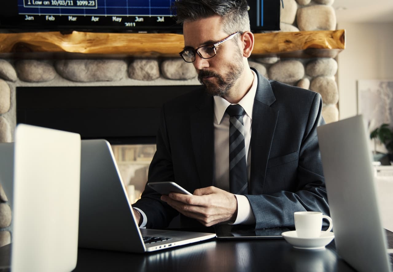 iva-help-professionals-header-image