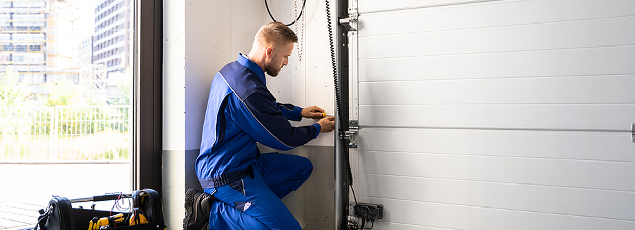 Residential Garage Door Repair in Amarillo, Texas